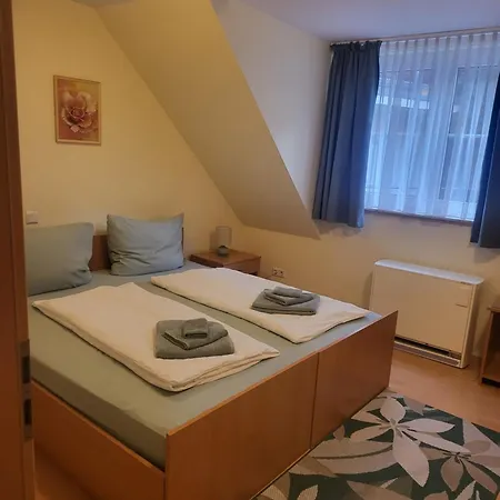 Ritters Weinstuben Kaffe Restoran