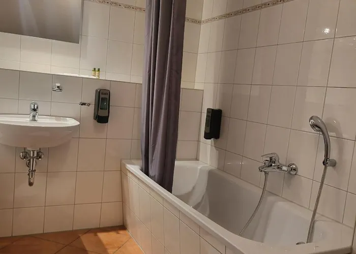 Ritters Weinstuben Kaffe Restoran